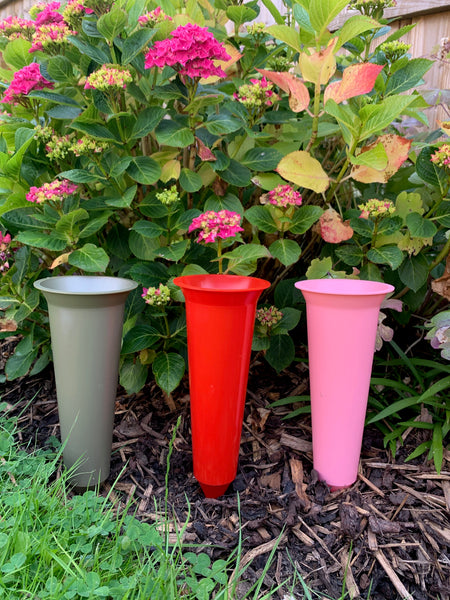 Personalised Memorial Vase | Grave/Crem Vase/Flower Pot | Remembrance Vase | Grieving Gift | Spike Vase | Coloured spike Vase. Grave marker.