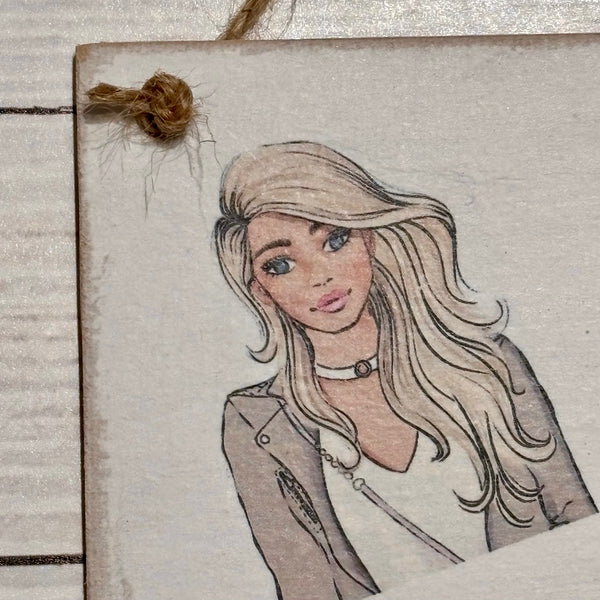 Best Friend gift,  Every blonde needs a brunette best friend. Heart sign, Happy Birthday gift, Handmade, Friends Gift.