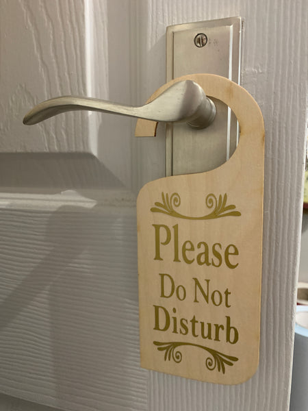 Please Do not disturb | Wooden Door Hanger | Home Office/Bedroom/Workplace/Bathroom