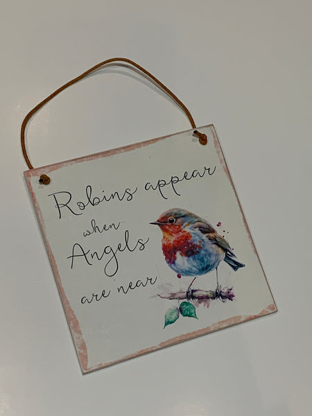 Grieving gift, Robins appear when angels are near, Memorial gift, Sympathy gift, remembering lost loved ones. Wooden Sign, Home Decor.