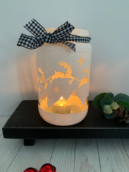 Christmas Jar, Christmas Scene, Christmas Decor. Painted Glass Jar, Candle holder, Christmas Candle holder. Tea Light Candle Holder.