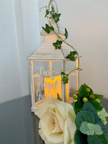 memorial lantern for loved ones at a wedding