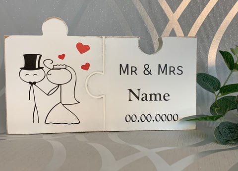 Mr & Mrs | Personalised Wedding Gift | Jigsaw piece | Freestanding